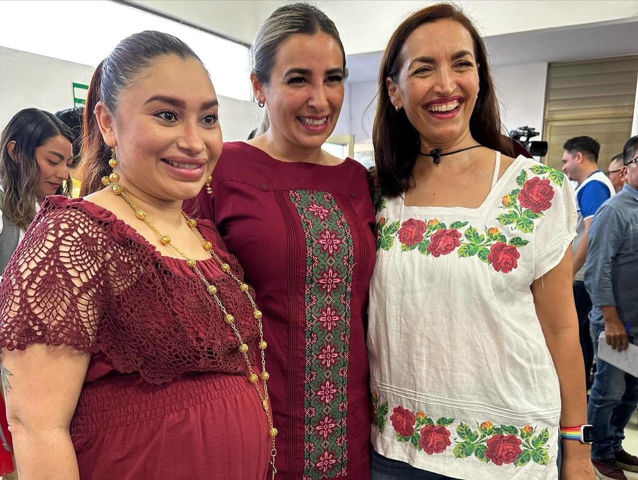 Jazmín Villanueva Moo, Jessica Saidén Quiroz y Geovanna Campo forman parte del grupo de seis aspirantes yucatecos quienes buscan un escaño en la Cámara de Diputados.- Foto de Morena Yucatán