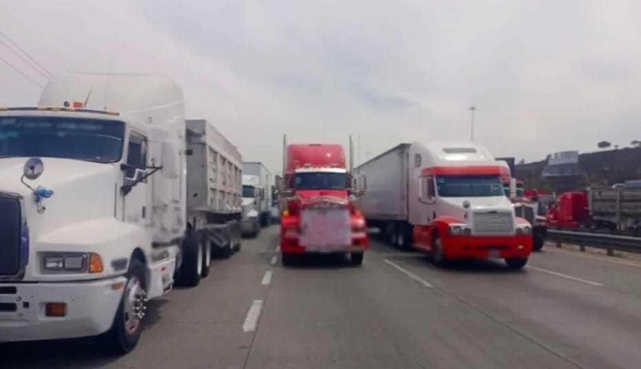 Transportistas concluyeron su paro nacional tras una jornada caótica. (FOTO: X, antes Twitter)