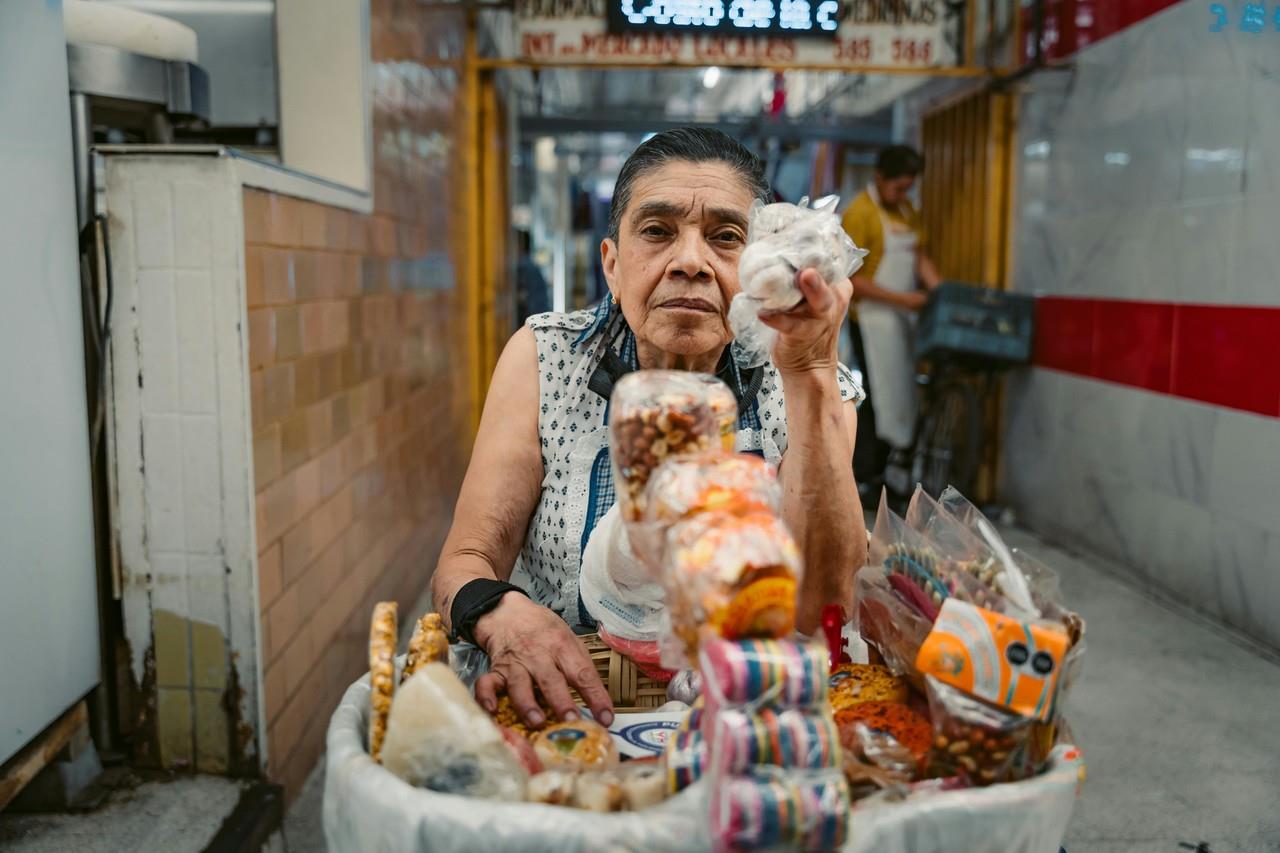 Mujer mexicana. Fotografía de Pexels.