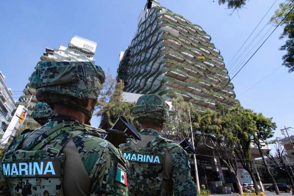 Reportan cateo de la Marina y FGR en departamentos de la Benito Juárez en CDMX. Foto: Especial