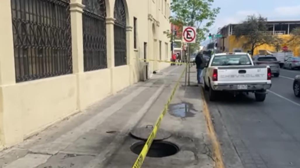 Conato de incendio en registros subterráneos de CFE en Barrio Antiguo