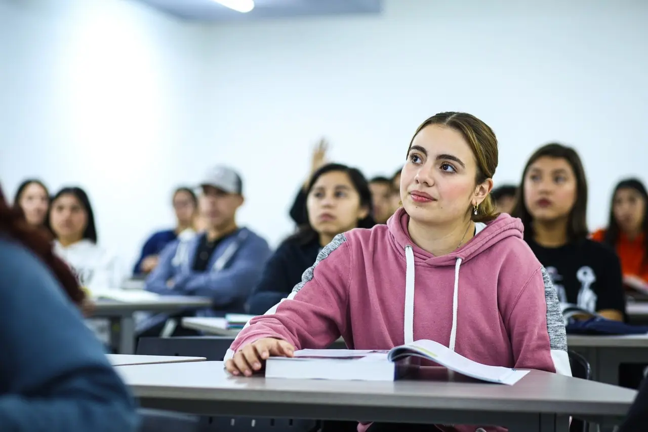 Con esta Licenciatura en Emprendimiento e Innovación la UANL busca preparar a profesionales capacitados. Foto. UANL