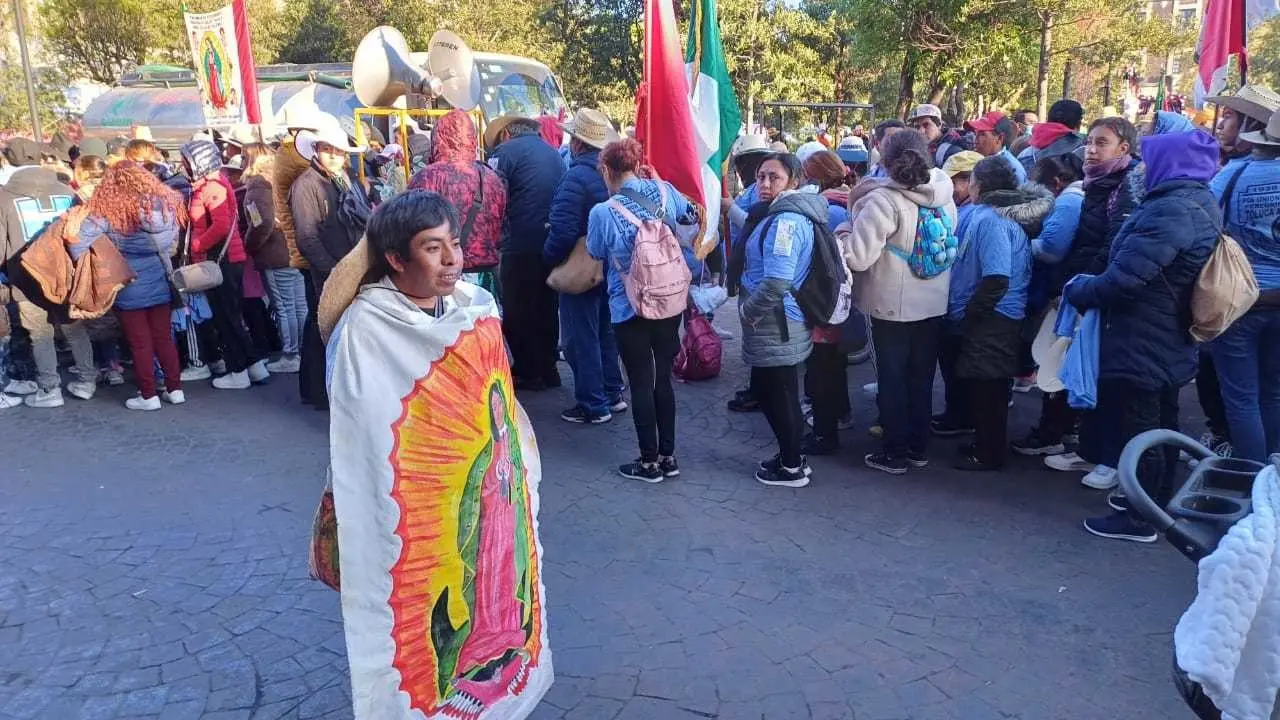 Miles de peregrinos se dirigen hacia la Basílica de Guadalupe. Imagen: POSTA