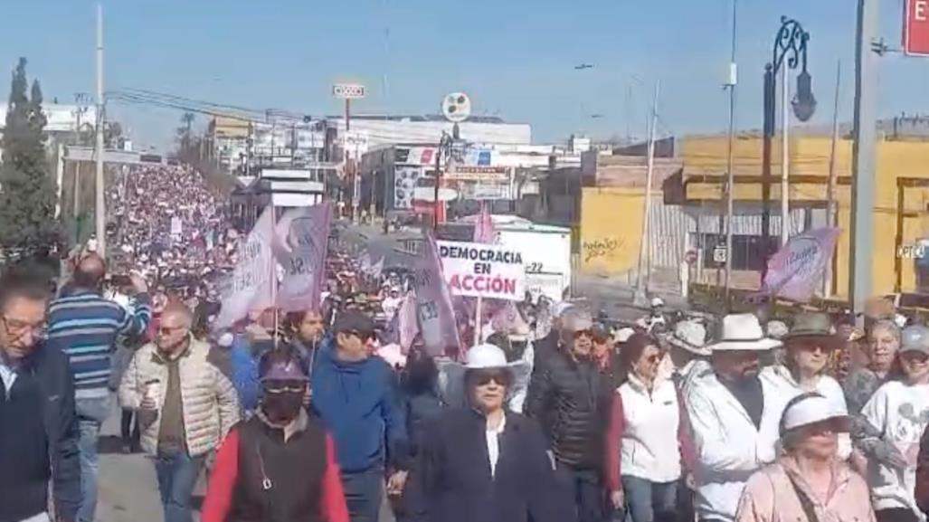 Marcha de la democracia logra convocatoria en Chihuahua y Monterrey