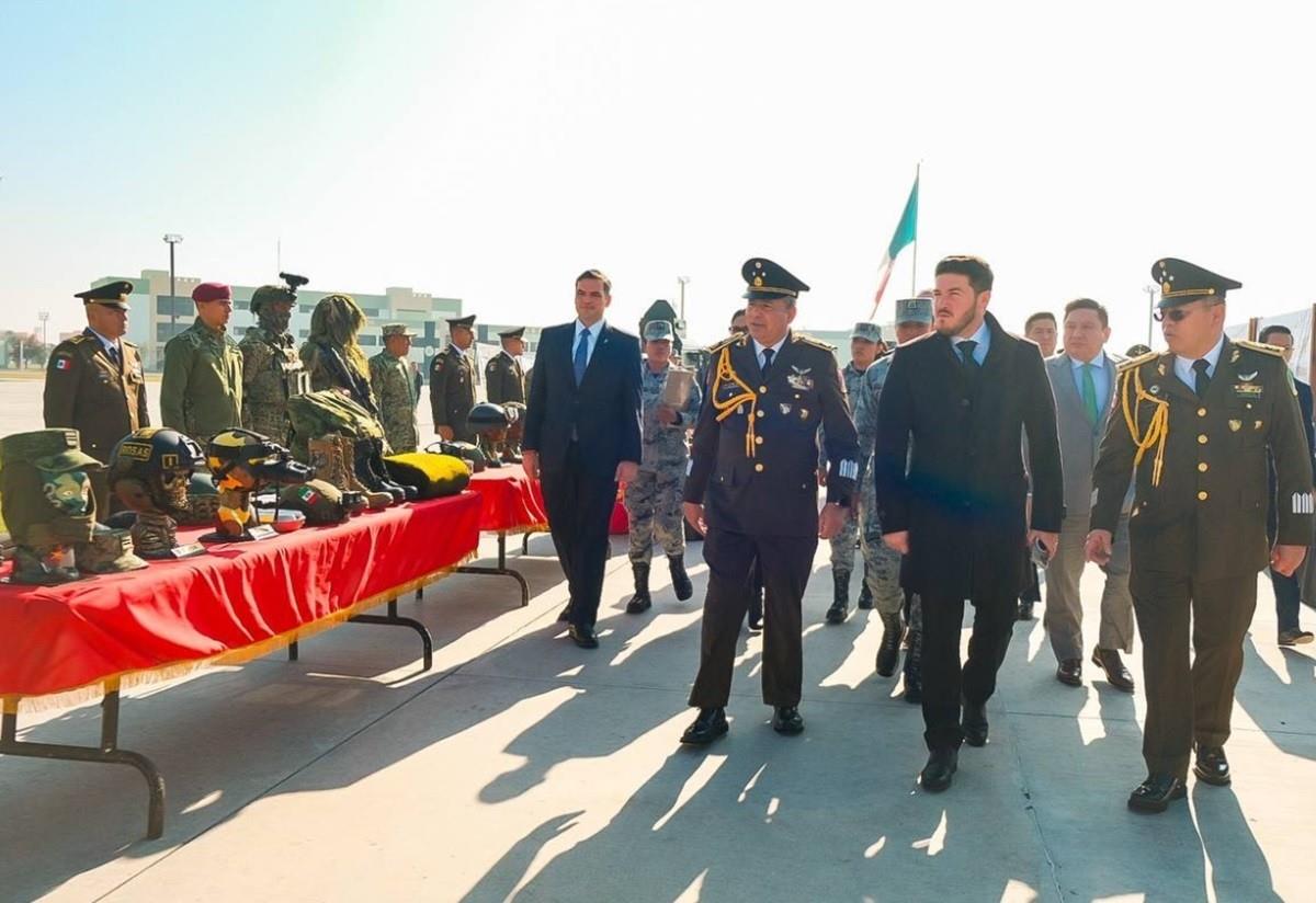 El gobernador de Nuevo León, Samuel García, expresó su agradecimiento y felicitaciones en este 111 aniversario del Día del Ejército Mexicano. Foto: Gobierno de Nuevo León