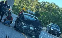 Nuevo accidente en la vía a Tulum: un auto de Yucatán involucrado