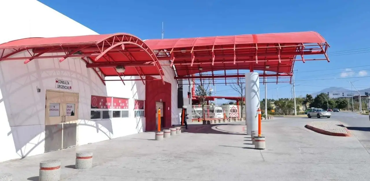 La inoculación se lleva a cabo de 8:00 de la mañana a 1:00 de la tarde, de lunes a sábado, en las instalaciones de la propia institución, ubicada en el Centro Metropolitano. (Fotografía: Claudia Almaraz)