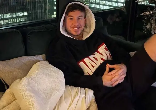 Barry Keoghan sorprende nuevamente posando como Dios lo trajo al mundo (VIDEO)