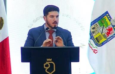 Samuel García impulsa Educación Dual con entrega de computadoras