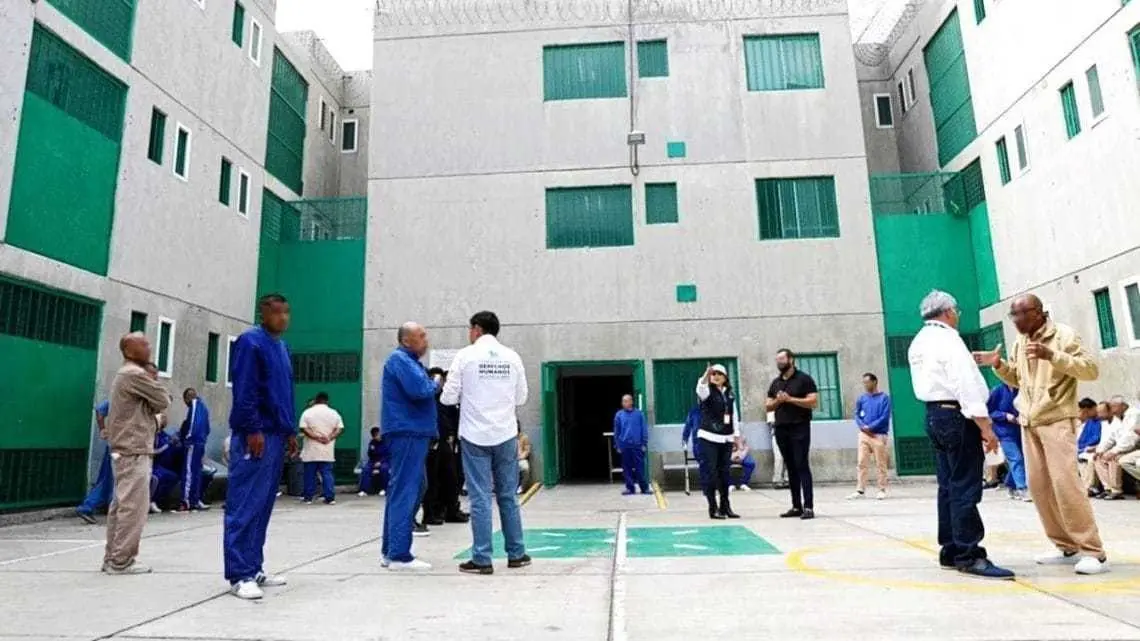 CODHEM verifica atención a personas con enfermedades mentales en Penal Neza Norte. Foto: Especial
