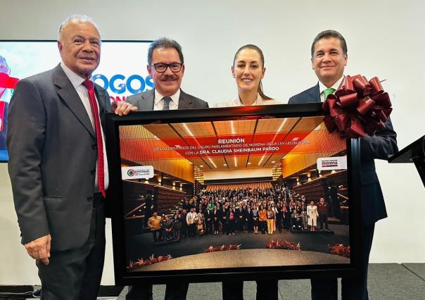 Legisladores de "Juntos Haremos Historia" se reúnen con Claudia Sheinbaum