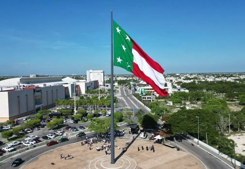 La bandera yucateca es símbolo distintivo de la entidad Foto: Gobierno de Yucatán