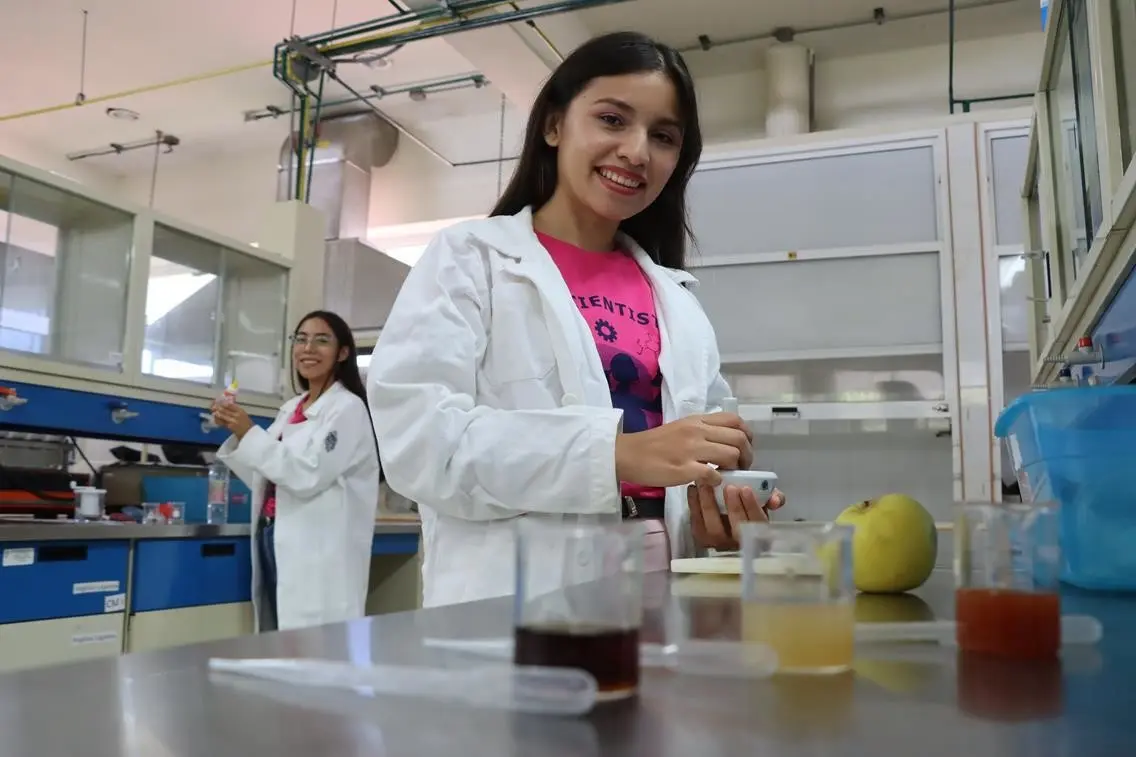 Se busca fomentar el interés por la ciencia a las niñas desde temprana edad Fotos: Héctor Guarepo