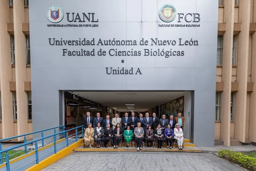 La celebración del 50 Aniversario de los Q.B.P. Generación 1969-1974 fue un momento emotivo y significativo. Foto: UANL.