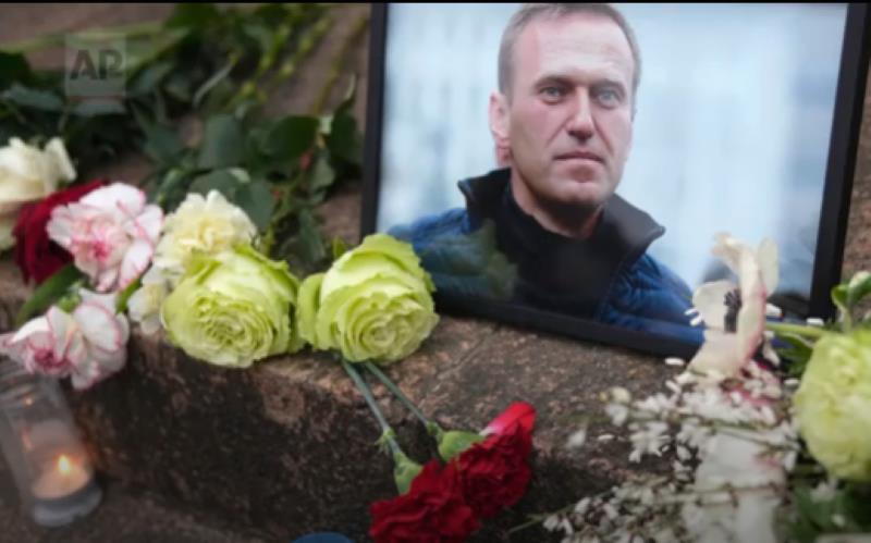 Autoridades rusas entregan cuerpo de Alexéi Navalny a su madre