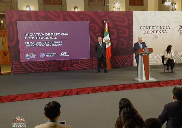 Titular de CFE explica iniciativa sobre industria eléctrica e internet