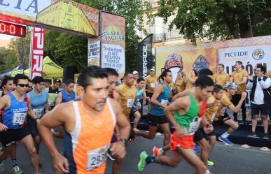 Todo un éxito resultó la carrera de la Uady por su 102 aniversario