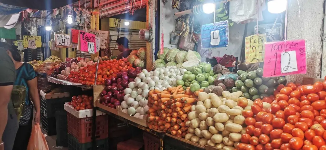 Frutas y verduras en el mercado Lucas de Gálvez. Foto: Alejandra Vargas