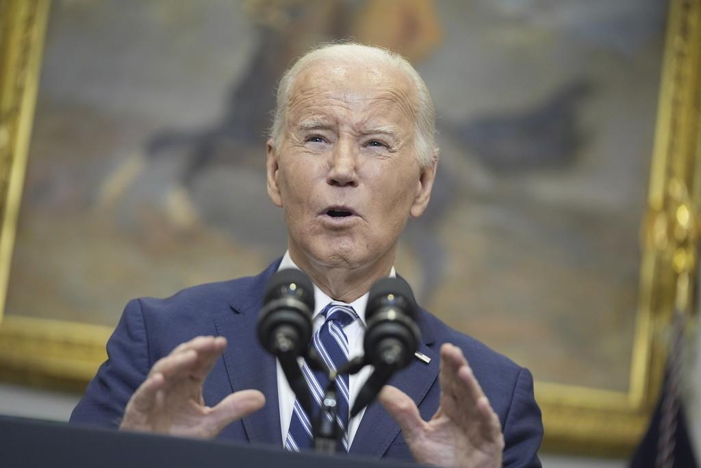 El presidente de Estados Unidos, Joe Biden, durante una declaración por la muerte del líder opositor ruso Alexei Navalny, en la Sala Roosevelt de la Casa Blanca, el 16 de febrero de 2024, en Washington. (AP Foto/Evan Vucci)