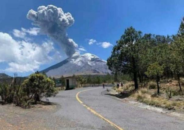 Caída de ceniza en Tepetlixpa y Ecatzingo por actividad del volcán Popocatépetl