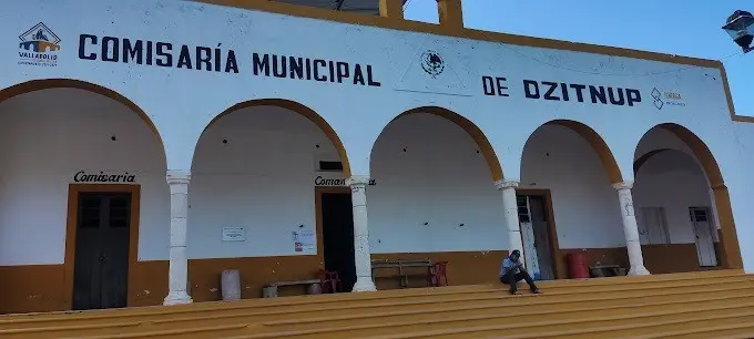 Comisaría municipal de Dzitnup. Foto: Google I.