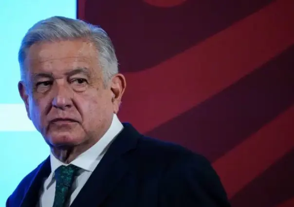 Periodistas publican carta; le exigen a AMLO terminar su acoso contra la prensa