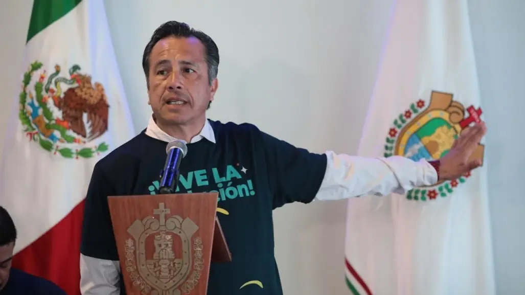 Cuitláhuac García, gobernador de Veracruz se niega a responder críticas de Yunes