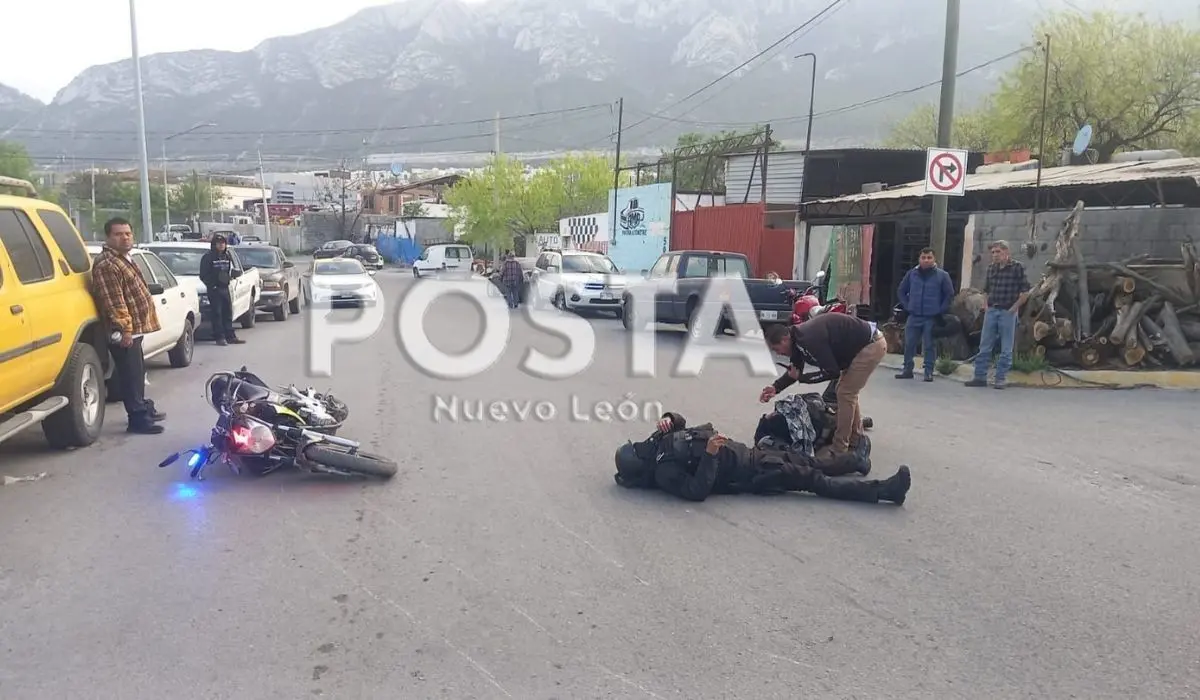 Los policías heridos fueron trasladados a un hospital de la localidad Foto: Raymundo Elizalde