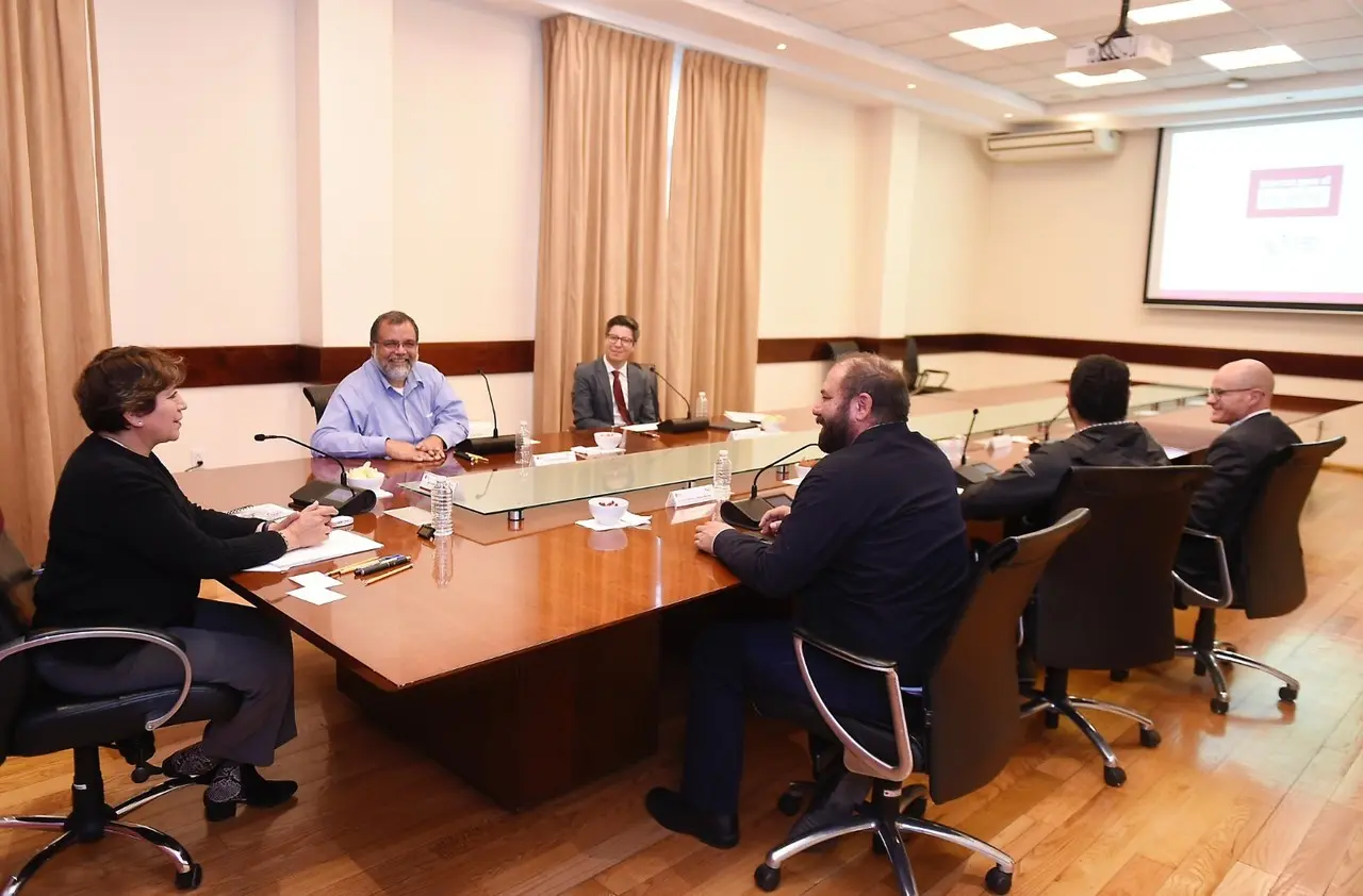 La gobernadora mexiquense dio a conocer la implementación de 10 mil puntos de acceso.