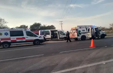 Colisiona ambulancia de traslado con vehículo en la carretera Mérida-Motul