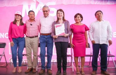 Recibe Margarita González constancia como candidata del local MAS