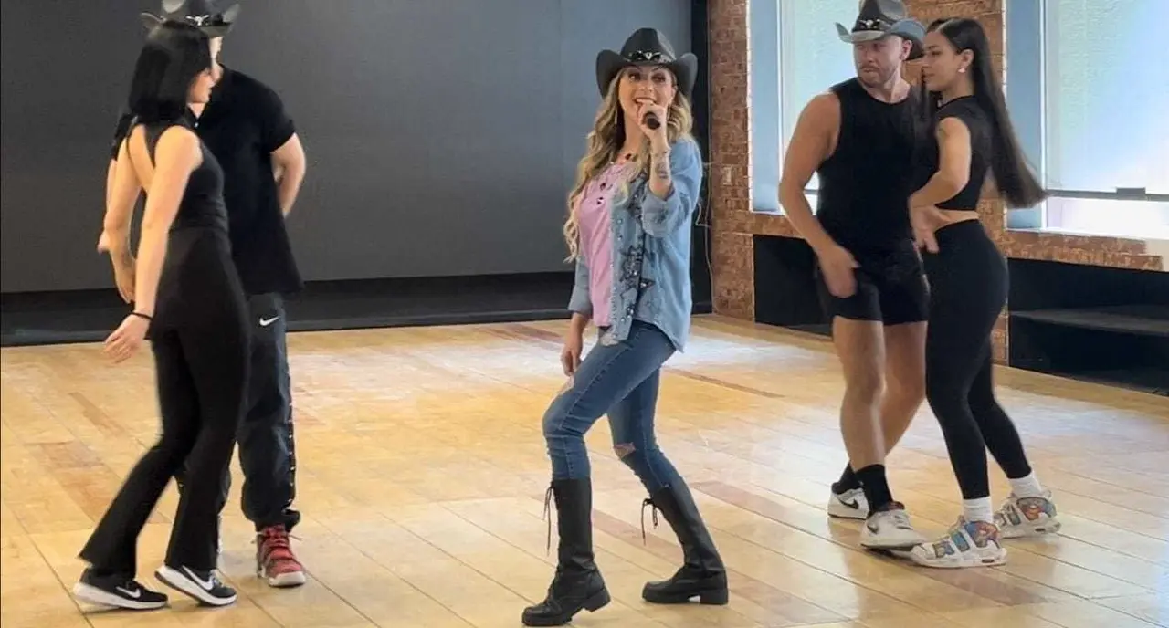 Regresa Mariana Ochoa a los escenarios en solitario
