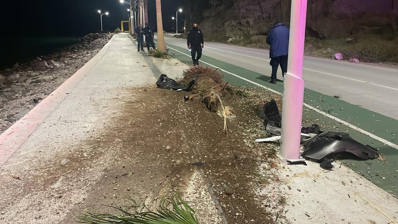 Registran choque en carretera que conecta playa Coromuel y hotel CE en La Paz