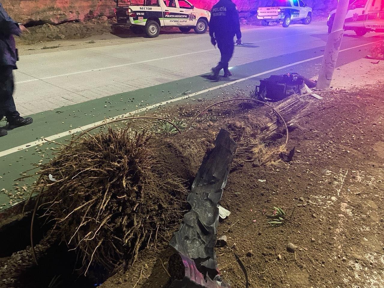 Registran choque en carretera que conecta playa Coromuel y hotel CE en La Paz