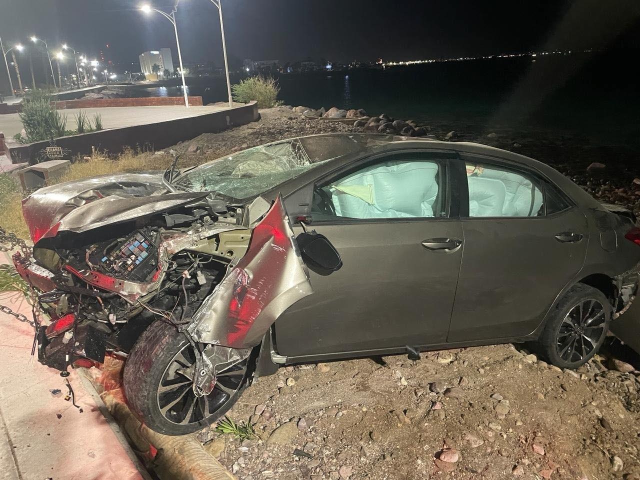 Registran choque en carretera que conecta playa Coromuel y hotel CE en La Paz