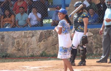 Amazonas de Yaxunah vencen a las Jaguarcitas de la UADY en un duelo amistoso