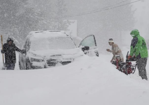 Tormenta de nieve en Sierra Nevada: se prevén más nevadas intensas