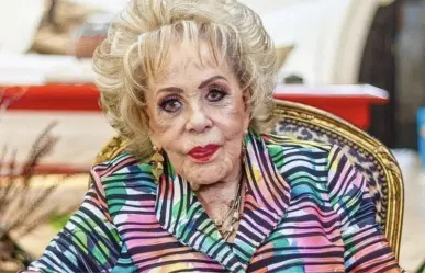 Silvia Pinal seguirá hospitalizada; tiene una lesión grave