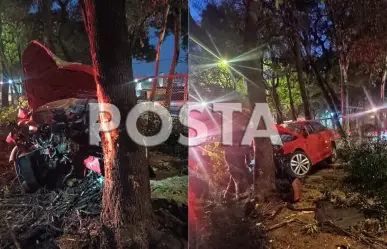 Muere conductor de auto compacto tras choque, llega a hospital, pero no se salva