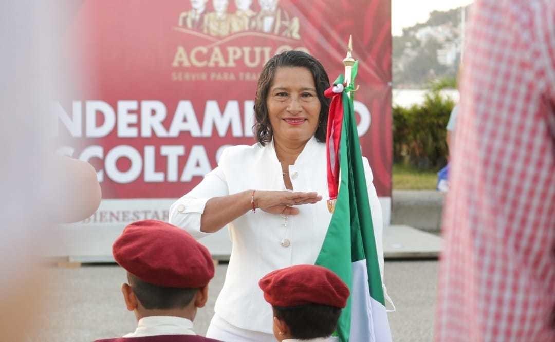 Abelina López pretende seguir gobernando Acapulco pese a la situación de violencia e inseguridad en el puerto. (FOTO: @AbelinaLopezR)