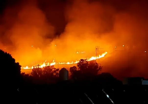 ¡Otro incendio en el Edomex! Ahora, en Valle Dorado