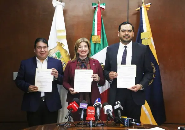 Candidatos para cargos directivos en UAdeC presentan solicitud y plan de trabajo