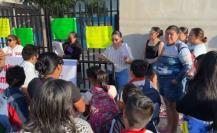 Manifestación en la primaria Ismael García por casos de acoso y bullying