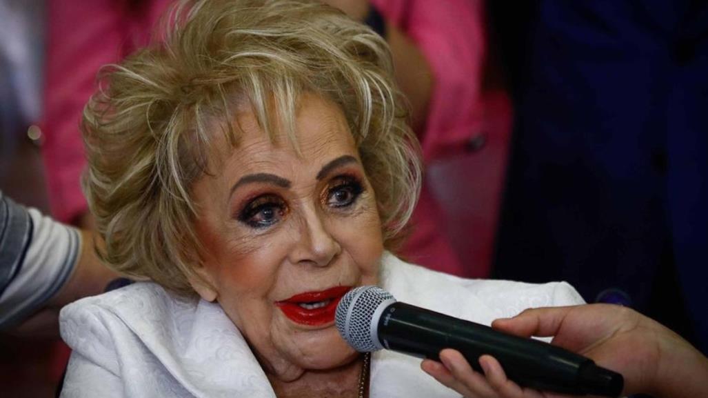 Silvia Pinal reaparece tras ocho días hospitalización