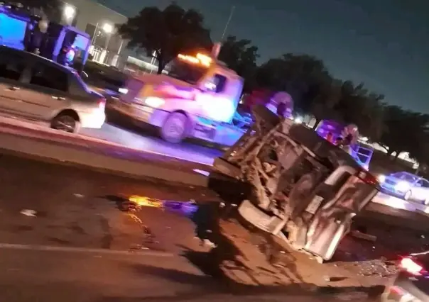 Choque deja dos lesionados en carretera Miguel Alemán