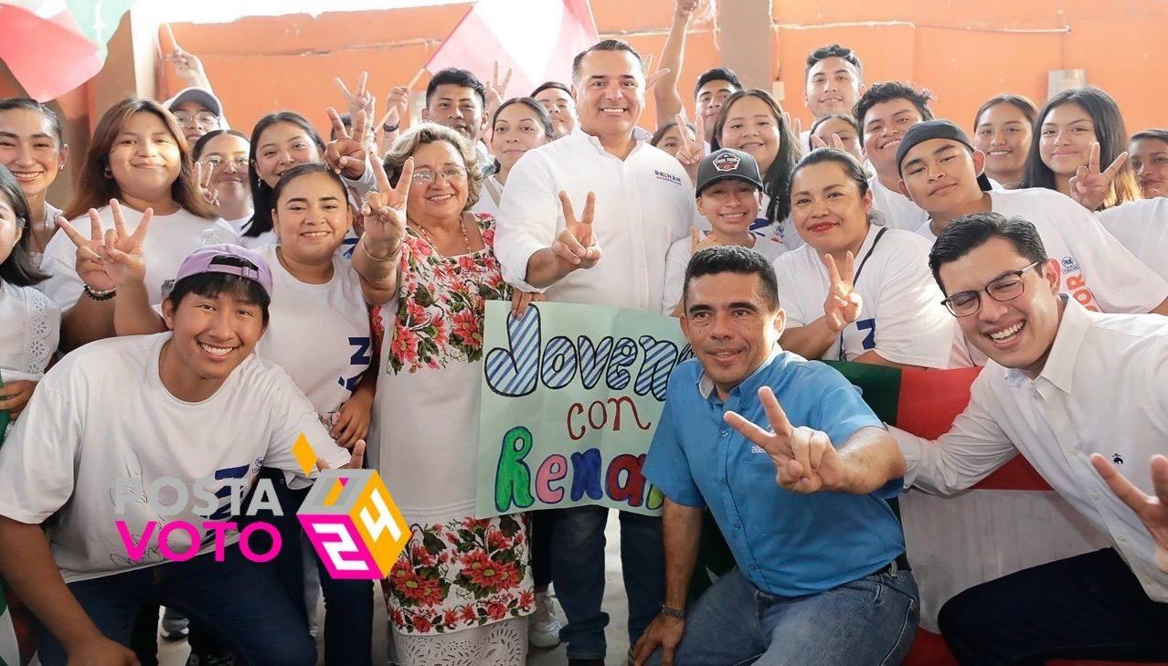 Renán Barrera Concha, se compromete a trabajar en conjunto con los productores agrícolas de Yucatán. Foto: Renán Barrera Concha