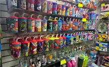 Revendedores de productos asiáticos, amenaza para comercios del Centro de Mérida