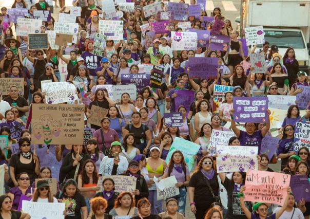 Así  se vivió en Valladolid la Marcha del 8M en el Día Internacional de la Mujer