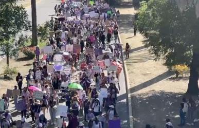 Marchas feministas en Puebla por el Día de la Mujer