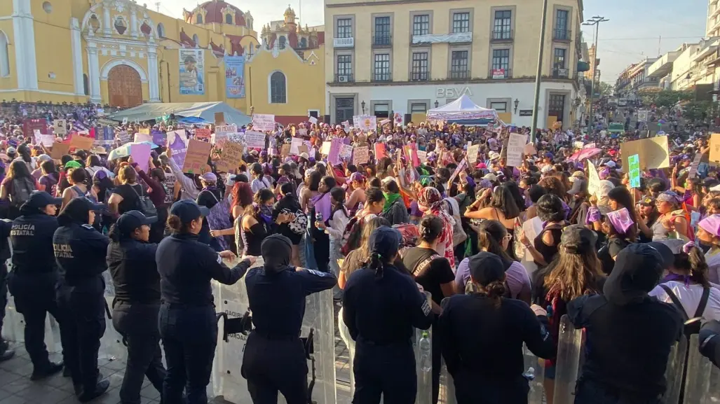 Guanajuato: miles de mujeres marcharon este 8M